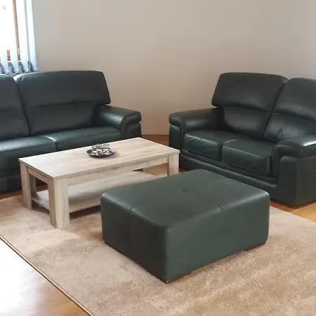 Apartman Layla *