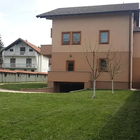 Layla * Visoko